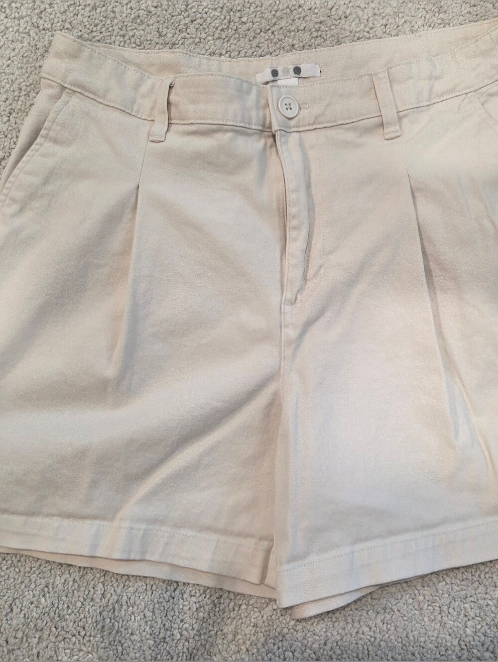 Three Dots High-Waist Pleated Casual Shorts